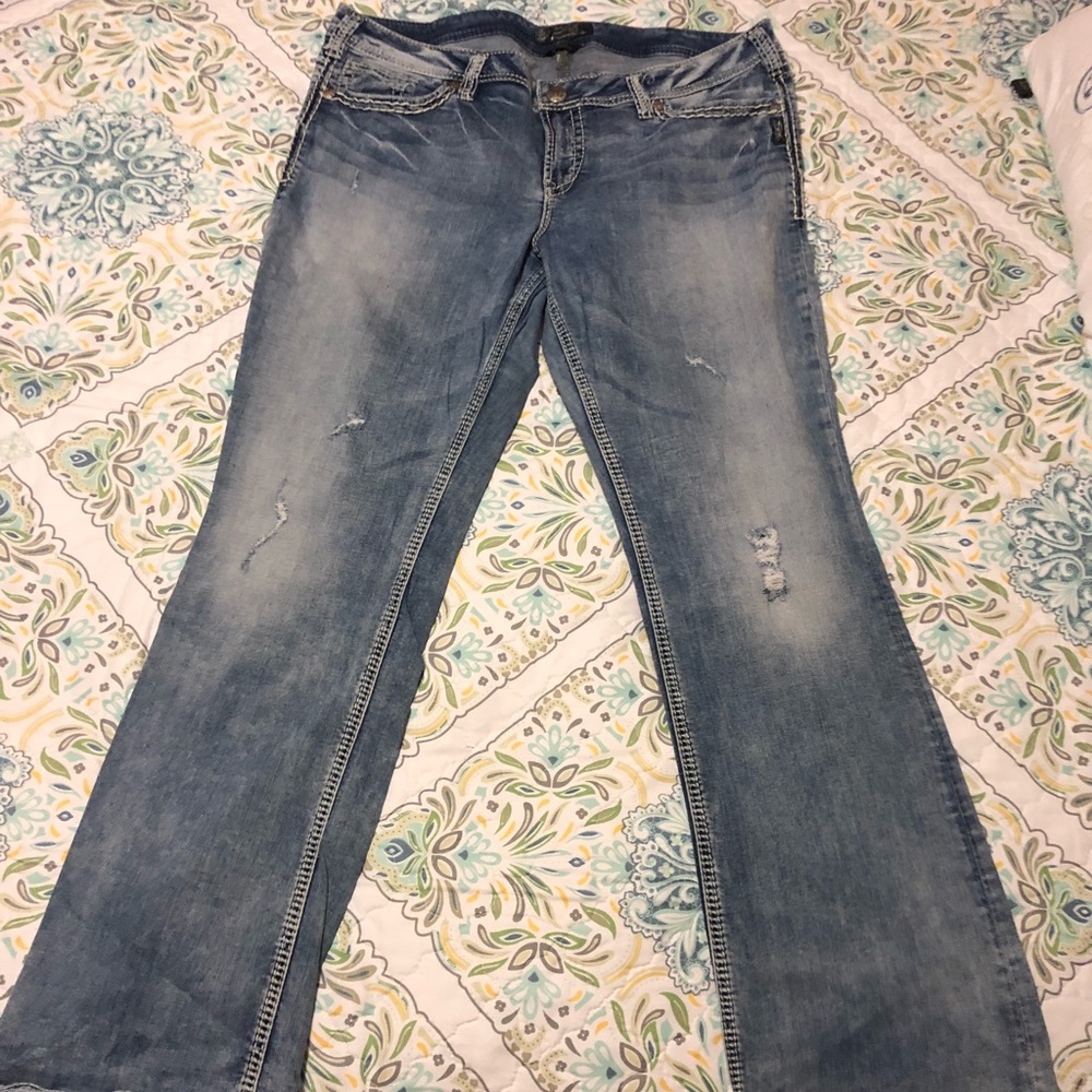 Silver bootcut. Light wash